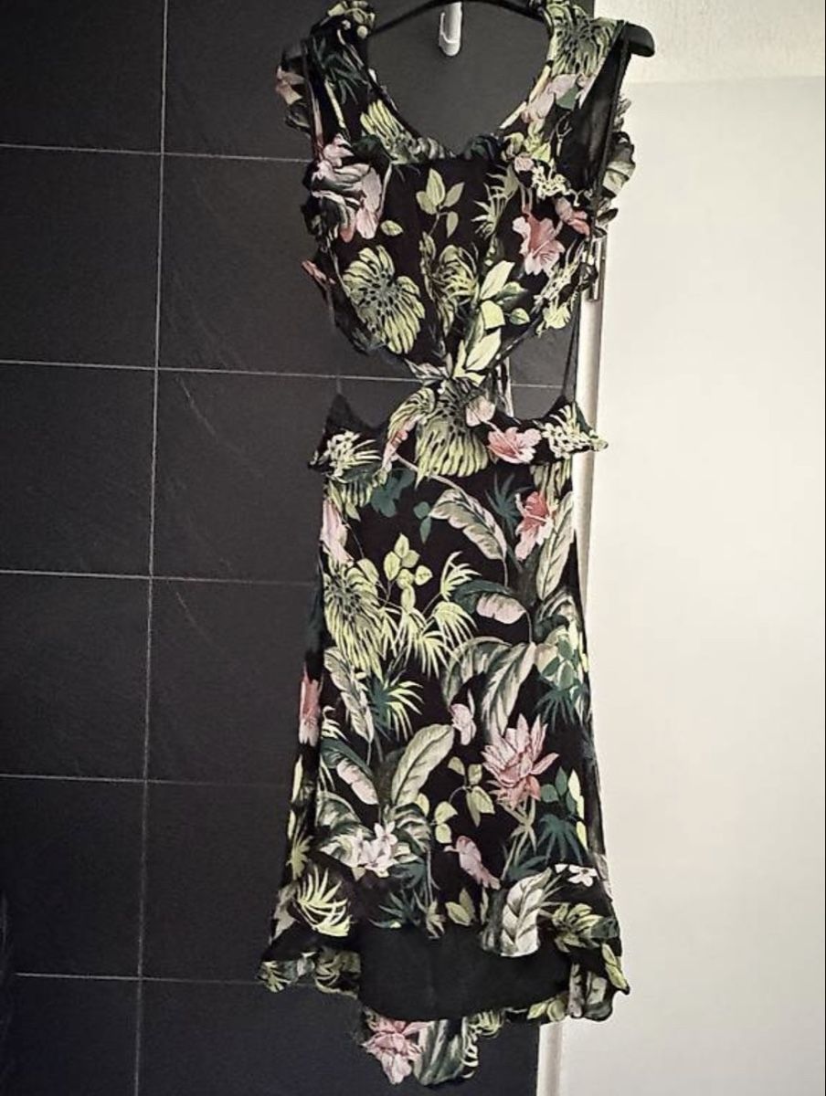 Kleider: Kleid von Guess – Neu (gemäss Beschreibung) aus Rupperswil von Mfl_1976 2