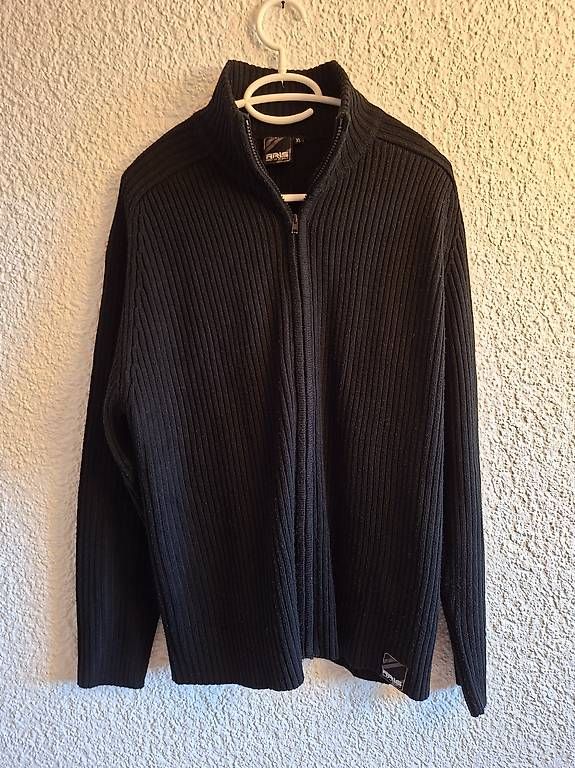 Maglioni & Felpe: Herren Pullover Grösse XL – Usato da Belp venduto da ced_y8hx