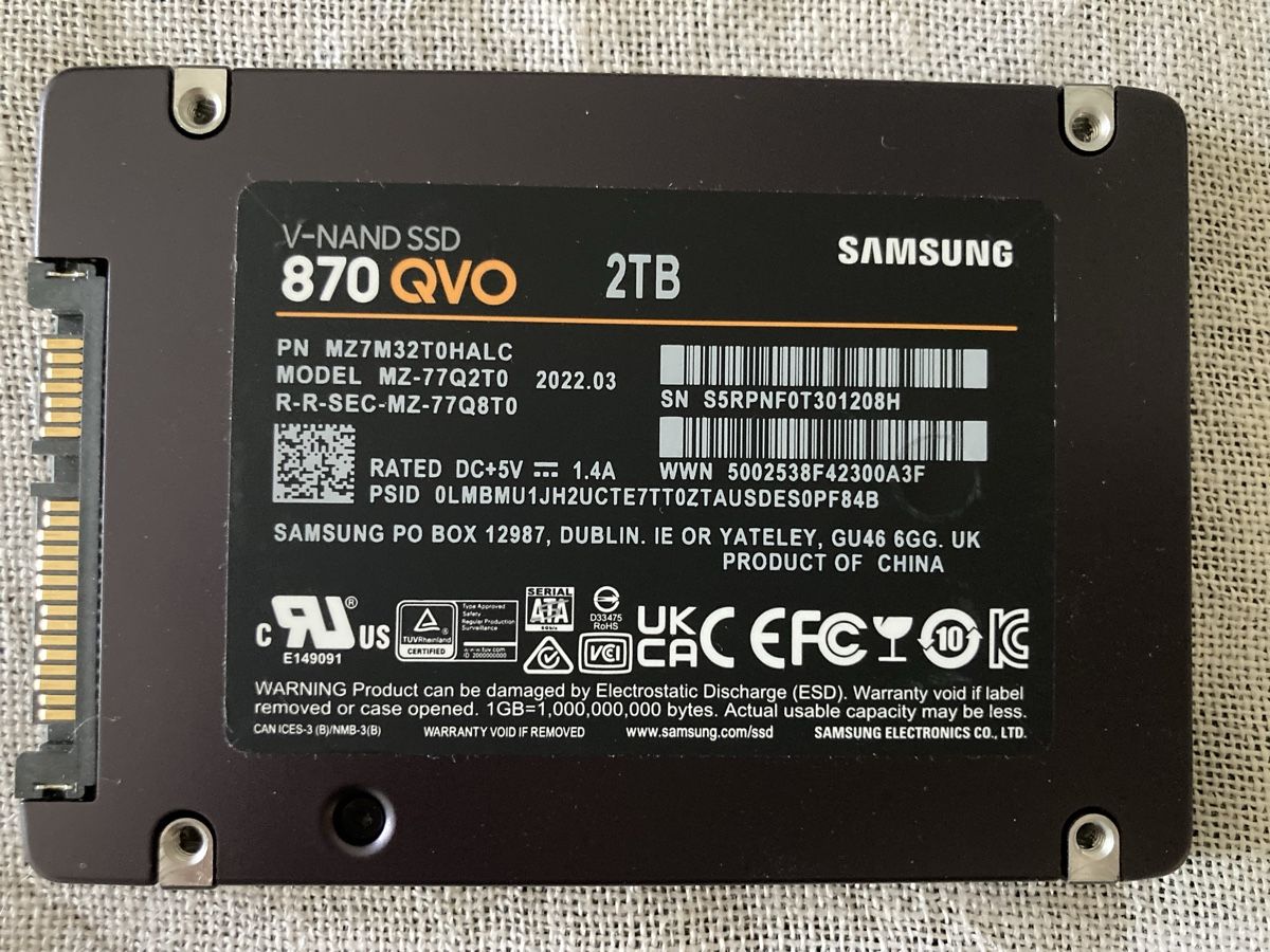 Samsung Dischi rigidi: Solid State Drive SSD – Nuovo (secondo la descrizione) da Aarau venduto da Bauschutt 1