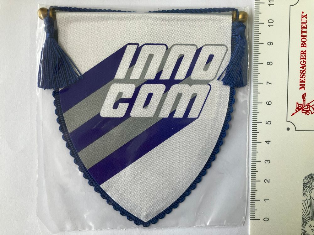 Vintage Fanion/Wimpel INNO COM (Neuf avec emballage d'origine) à Gland