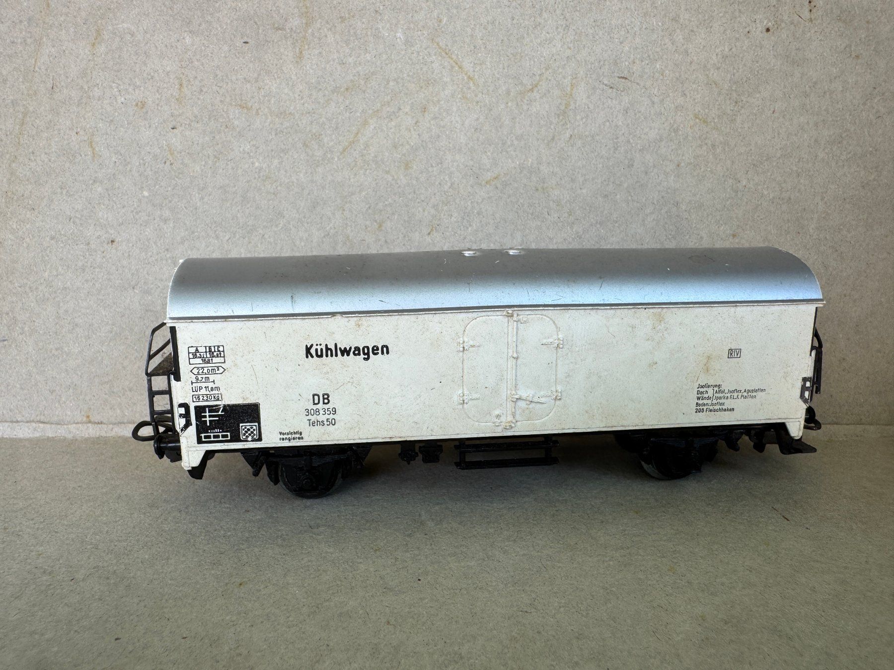 Märklin Trains électriques: Modelleisenbahn Waggons und Lokomotiven Konvolut gebraucht – D'occasion à St. Stephan par jalaxx 8