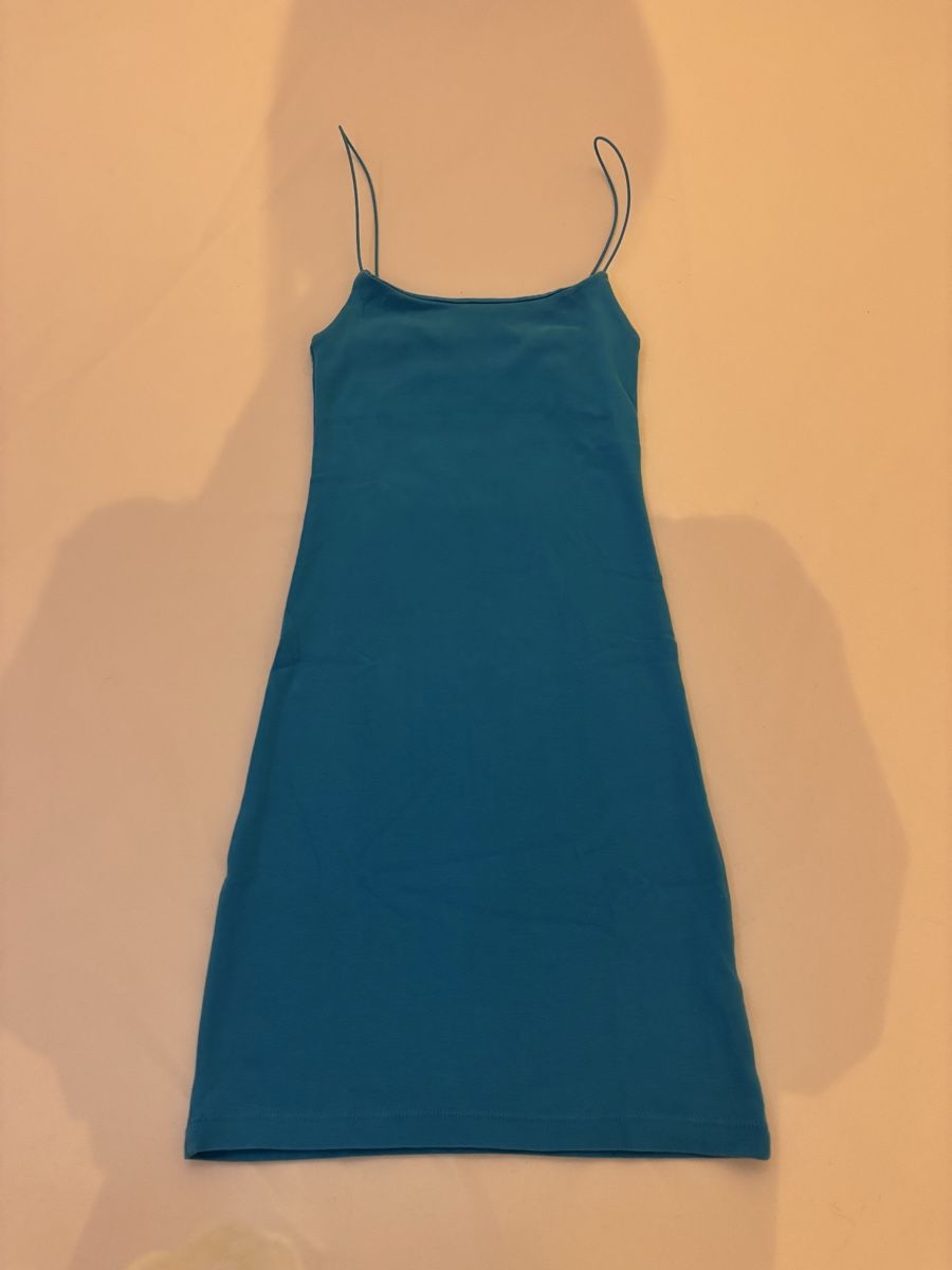 Zara Robes et jupes: lot robe Zara – D'occasion à Vouvry par sha_rk5q 5