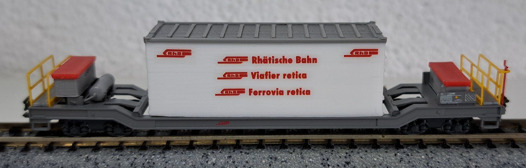 RhB Güterwagen mit Container Spezial Kato Spur N (Neu (gemäss ...