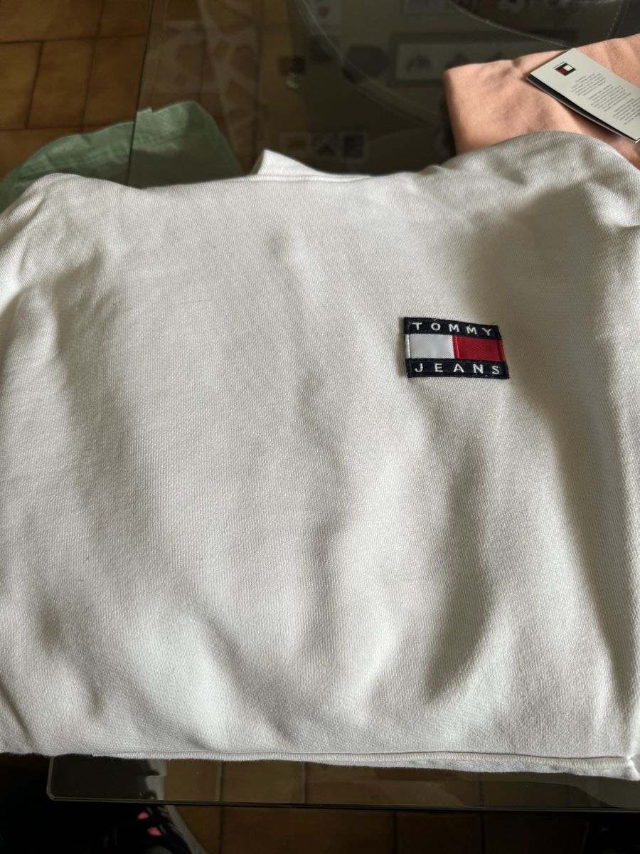Tommy Hilfiger Maglioni & Felpe: Pull blanc Tommy Taille S Mel – Usato da Veyrier venduto da kimedovapa