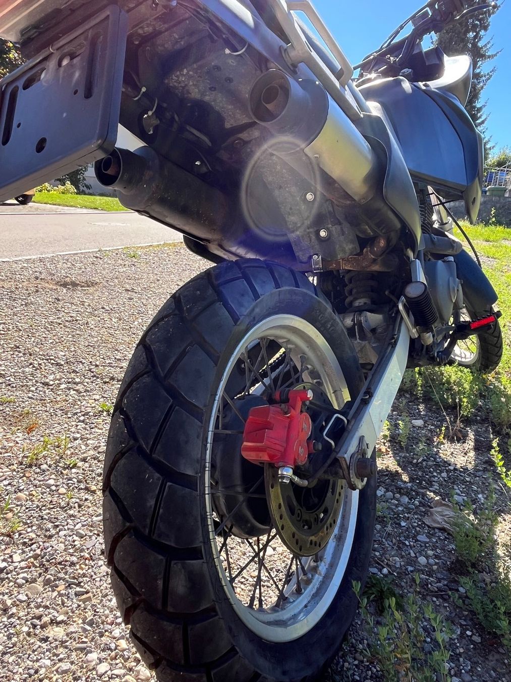 Suzuki Enduro: Suzuki DR 650 RSE – Usato da Bern venduto da studi0816 5