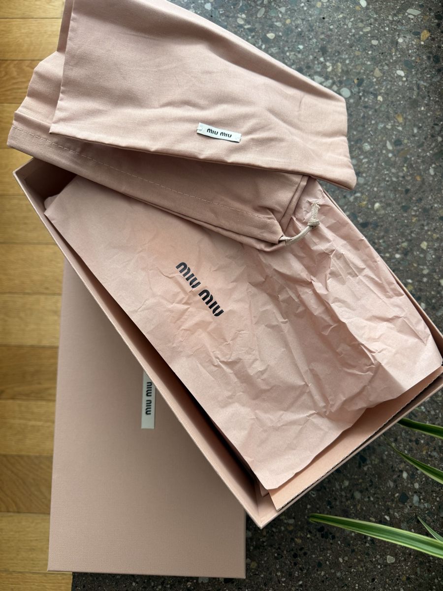 Miu Miu Scarpe da donna: Original Miu Miu Clogs aus Wildleder – Nuovo (secondo la descrizione) da Lugaggia venduto da LeniC 3
