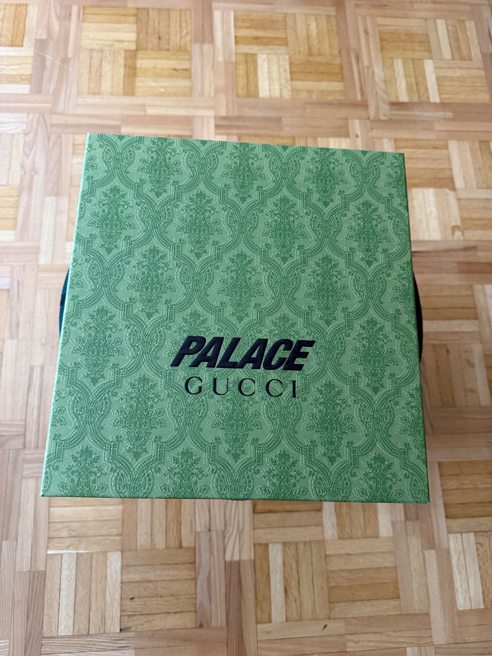 Gucci T-shirt: T-shirt GUCCI X Palace – Usato da Lausanne venduto da Placebo7 2