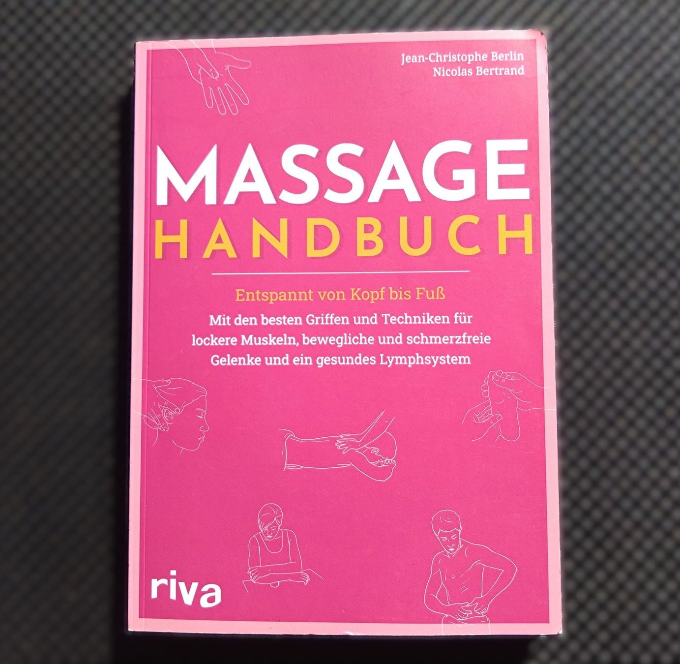 Libri: MASSAGE HANDBUCH – Nuovo (secondo la descrizione) da Lyssach venduto da YYZ10