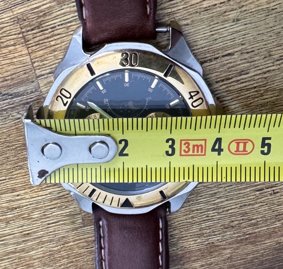 Guess Montres: GUESS Quartz  – D'occasion à Zürich par SAVAPFC 3