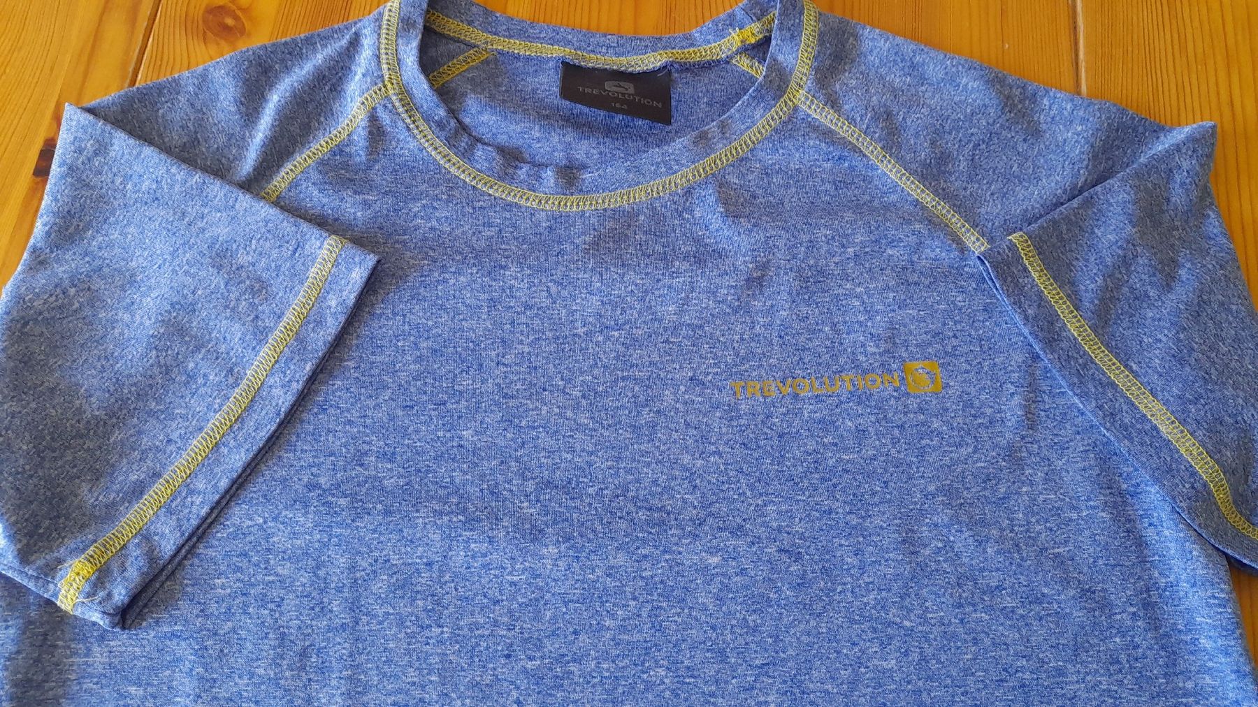 T-Shirts: T-Shirt Gr. 164von Trevolution – Gebraucht aus Nesslau von Churfirsten08 1