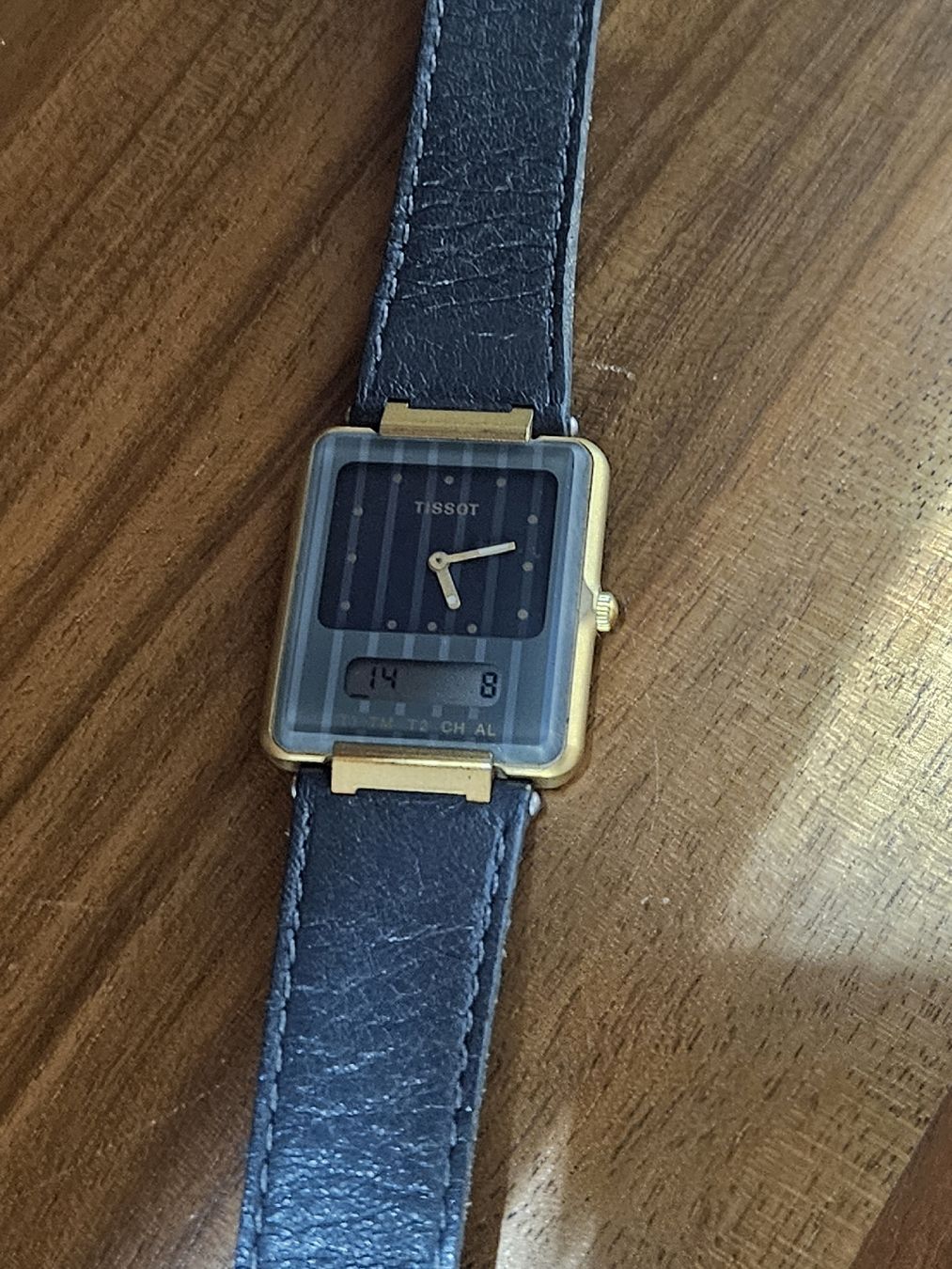 Tissot Uhren: Tissot Two-Timer Uhr 27mm – Gebraucht aus Flamatt von pie_f9zm 9