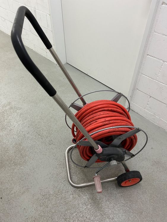 Gartenschlauch mit Aufrollwagen von Gardena ca. 5m Kaufen auf Ricardo
