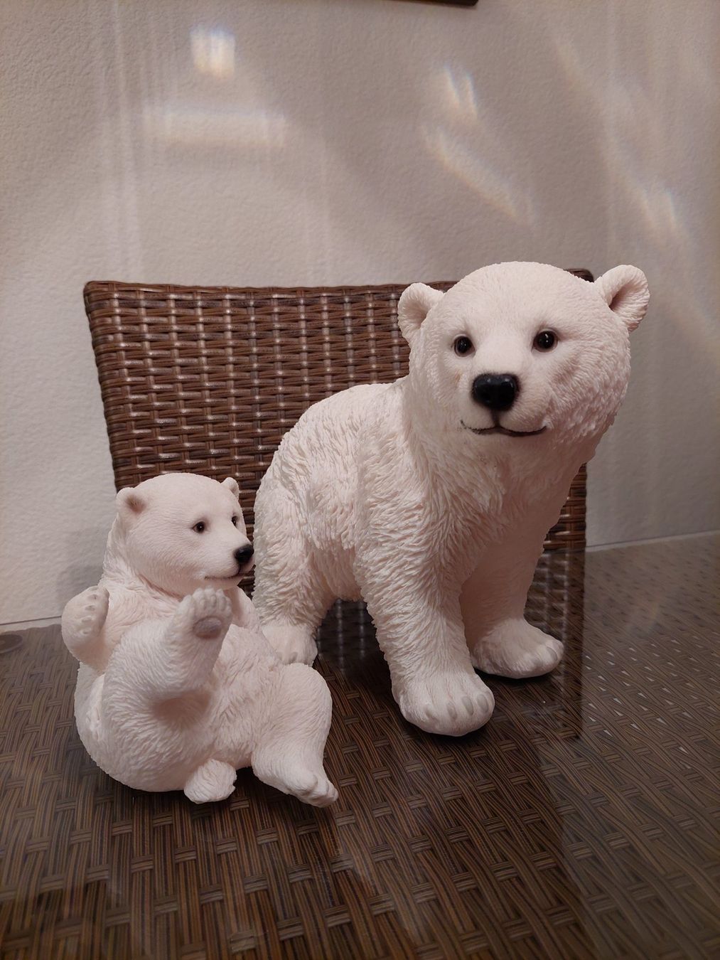 Tutte le decorazioni: Eisbär Mama mit Jungem – Nuovo e nell'imballaggio originale da Emmenbrücke venduto da Dior09