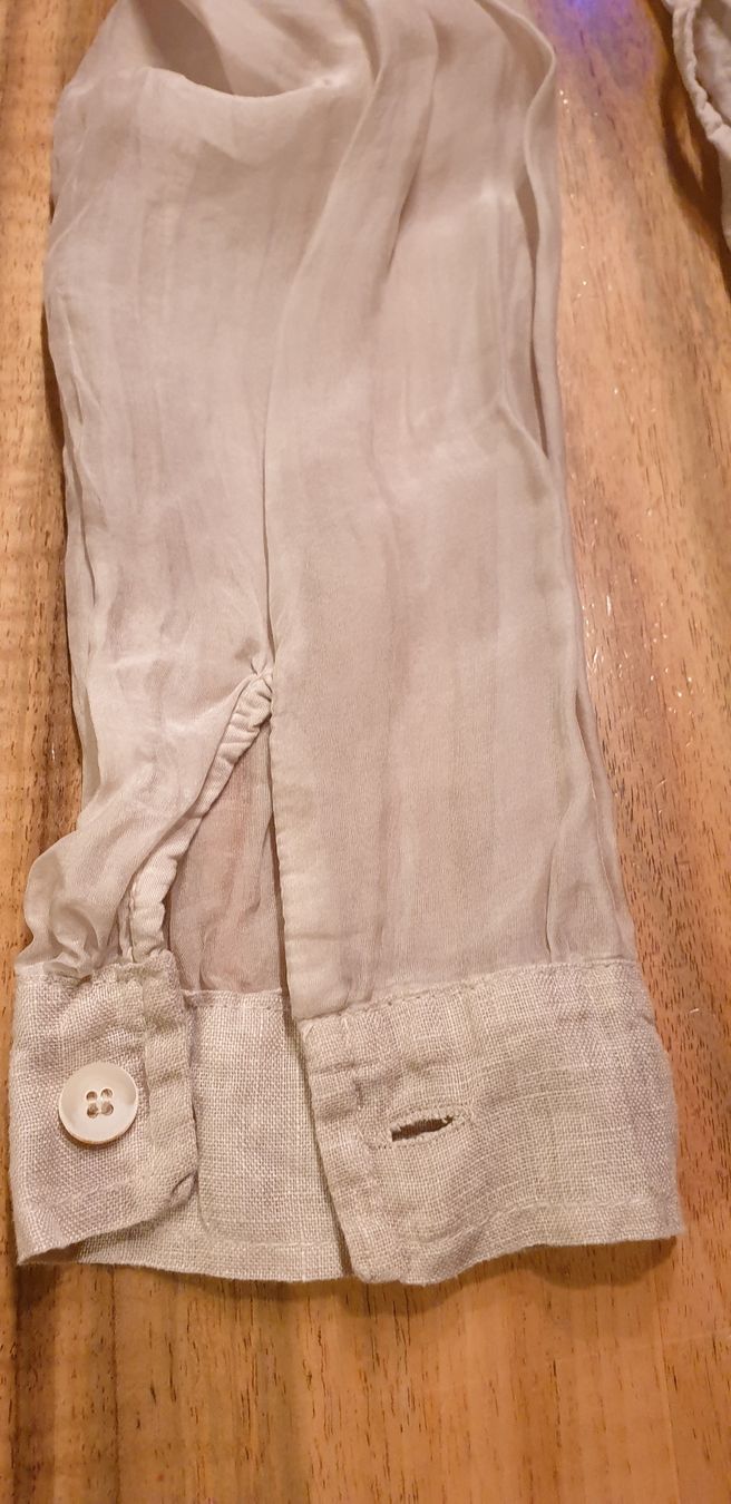 Blusen: Sanctamuerte S – Neu und originalverpackt aus Walterswil BE von Taburettli 6