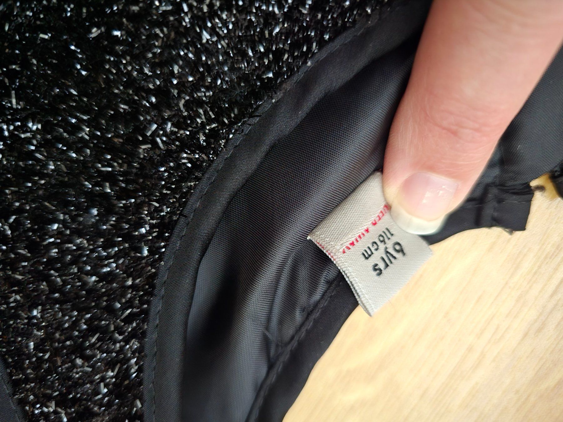 Vestiti & Gonne: Schwarzes elegantes Kleid Gr. 116 – Usato da Büttikon AG venduto da Amineah 2