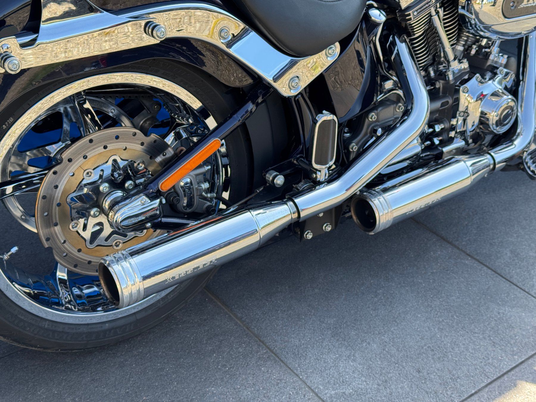 Harley-Davidson Chopper: HARLEY-DAVIDSON FLSTSE Softail Convertible CVO 110 – Usato da Escholzmatt venduto da Wikinger11 2