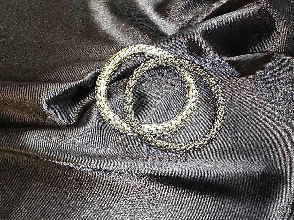 Bracciali & Braccialetti: 2 tolle Armbänder – Usato da Dättlikon venduto da Wundertuete_