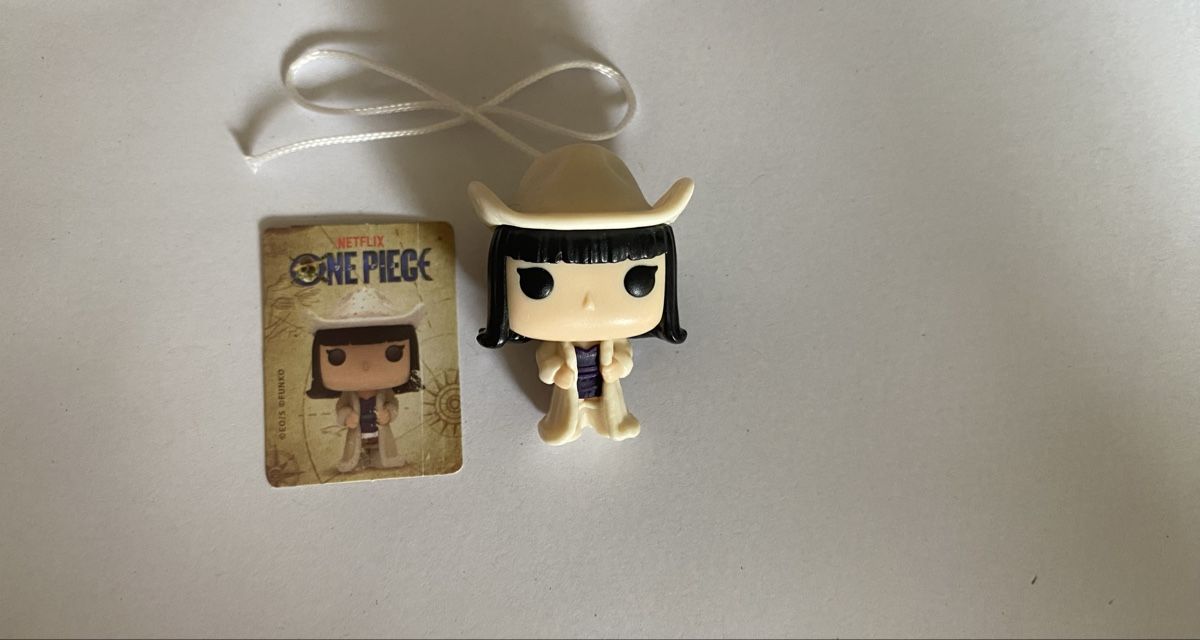 Funko Statuette: Kinder Joy One Piece (Robin) – Nuovo e nell'imballaggio originale da Zollikofen venduto da Shiraga