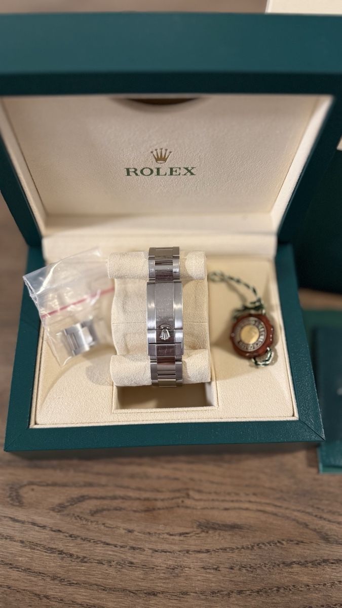 Rolex Orologi: Rolex GMT Master 2 - Schwarz – Usato da Thalwil venduto da Deliberate_Focus 2