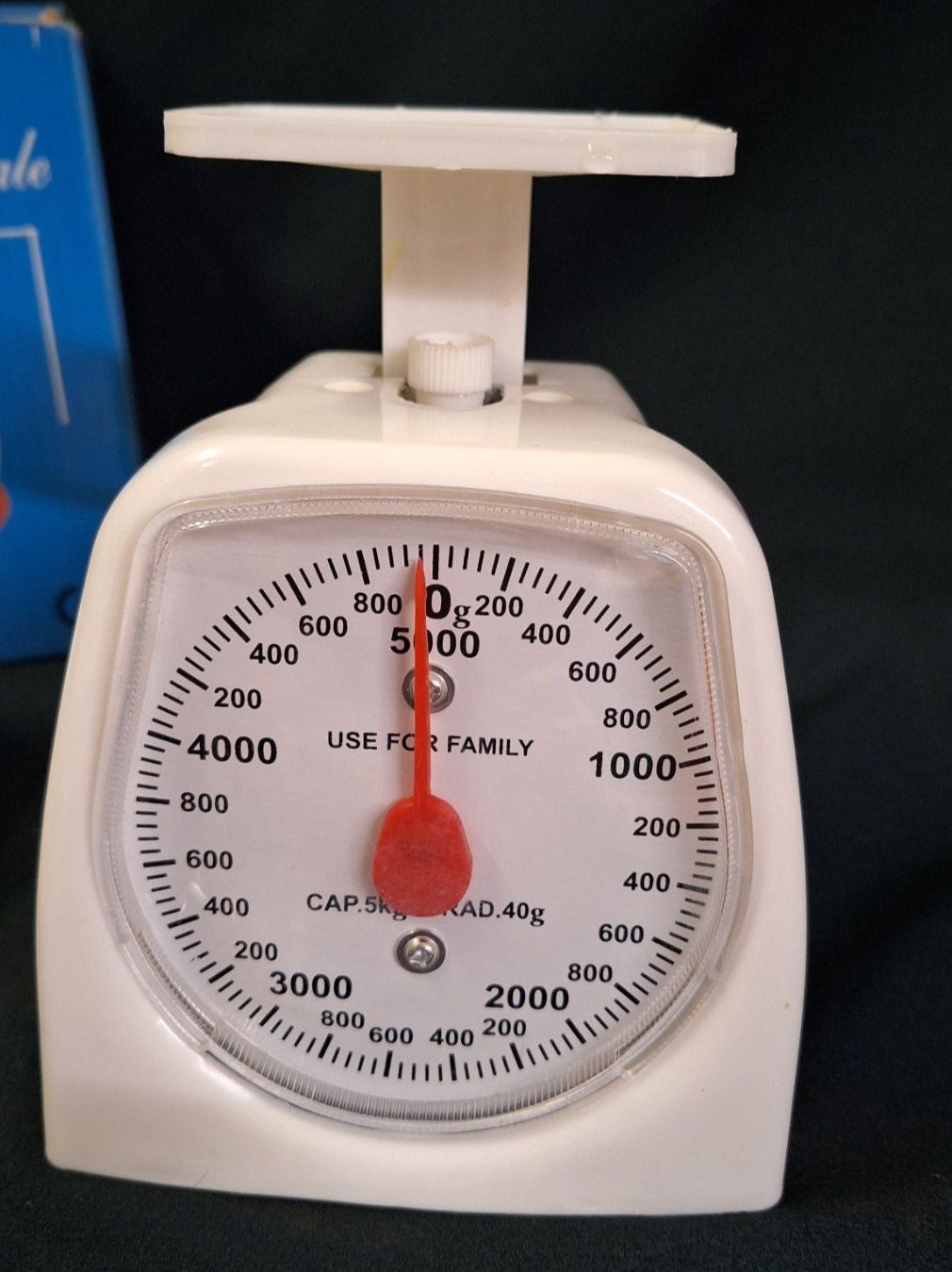 Küchenwaagen: Küchenwaage "Kitchen Scale", Kunststoff weiss bis 5 Kg. – Gebraucht aus Arlesheim von shopradl 1