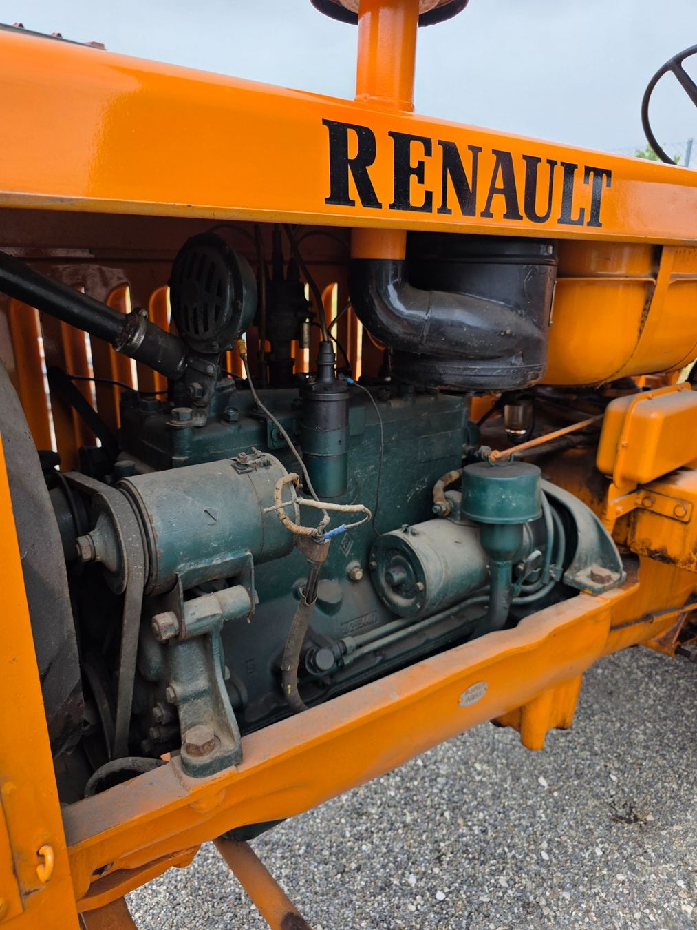 Renault Trattori: Tracteur Renault R3042 – Usato da Grandfontaine venduto da ram_8jhg 3