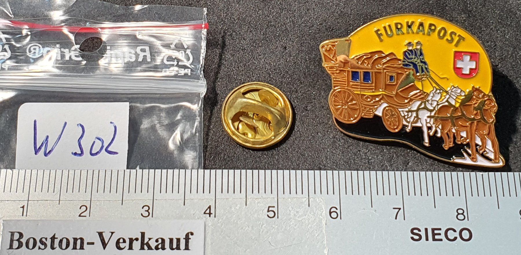Placchette & Badge: W302 - Pin PTT Furkapost Postkutsche – Usato da Reinach BL venduto da Boston-Verkauf 1