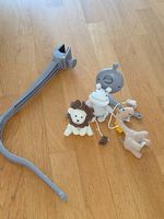 Baby-Mobile mit Safari-Tieren