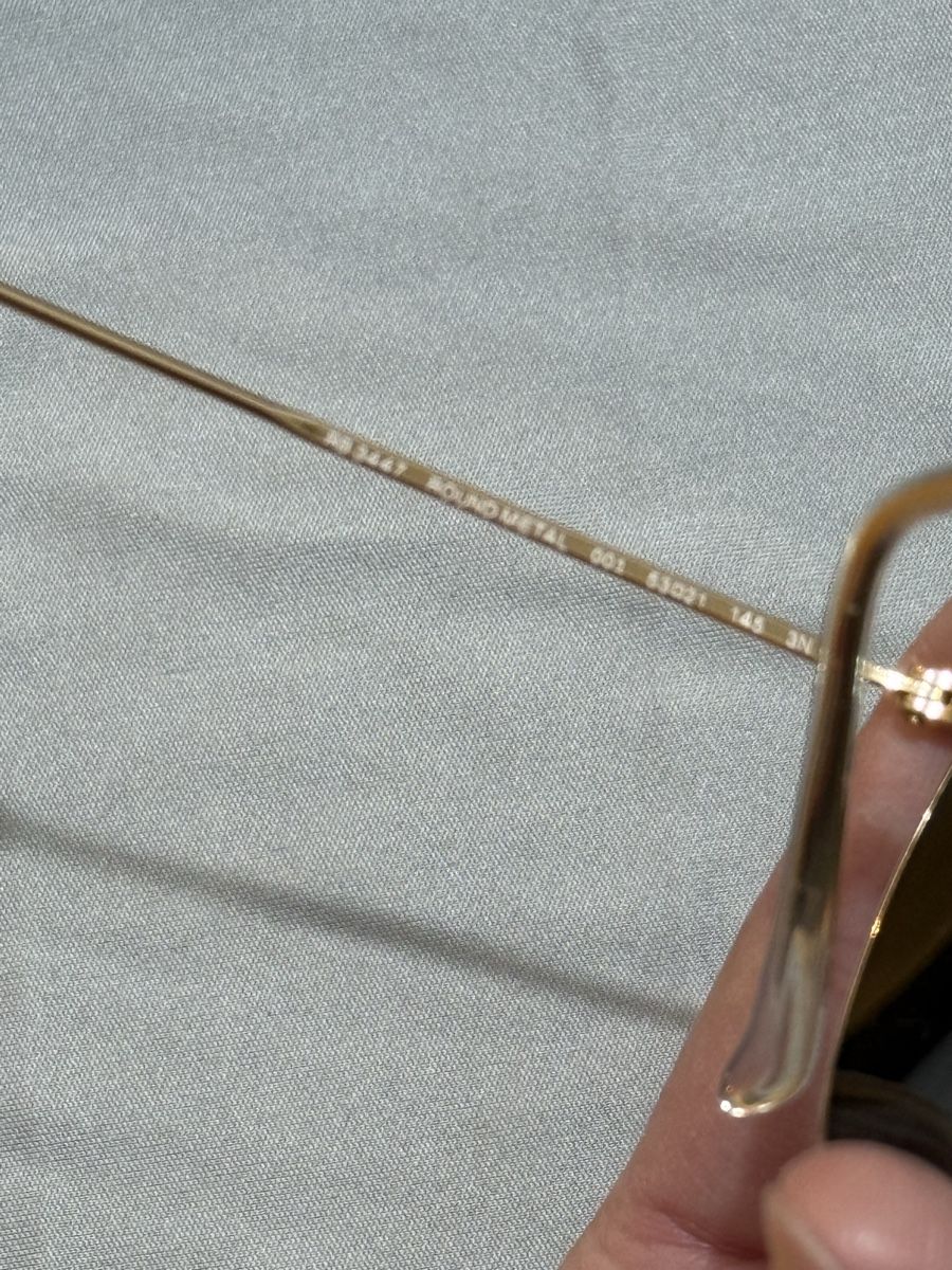 Ray-Ban Occhiali & Lenti: Ray Ban sunglasses – Usato da Nyon venduto da dasha107 3