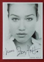 Zora Holt Autogramm signiert Fotopostkarte 10x15cm