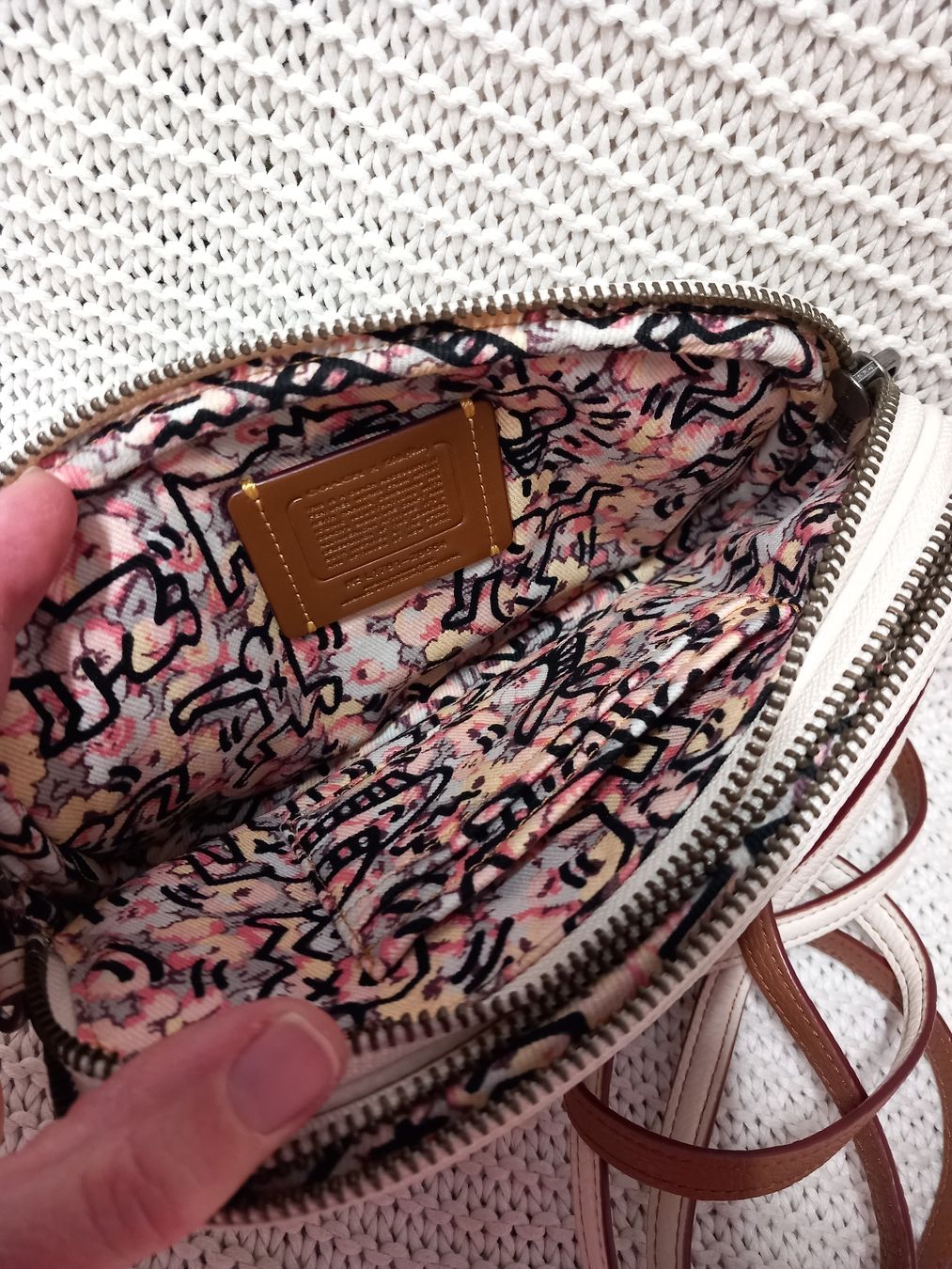 Coach Taschen für Damen: Umhängetasche COACH feat. Keith Haring – Neu (gemäss Beschreibung) aus Merligen von muss_haben 4