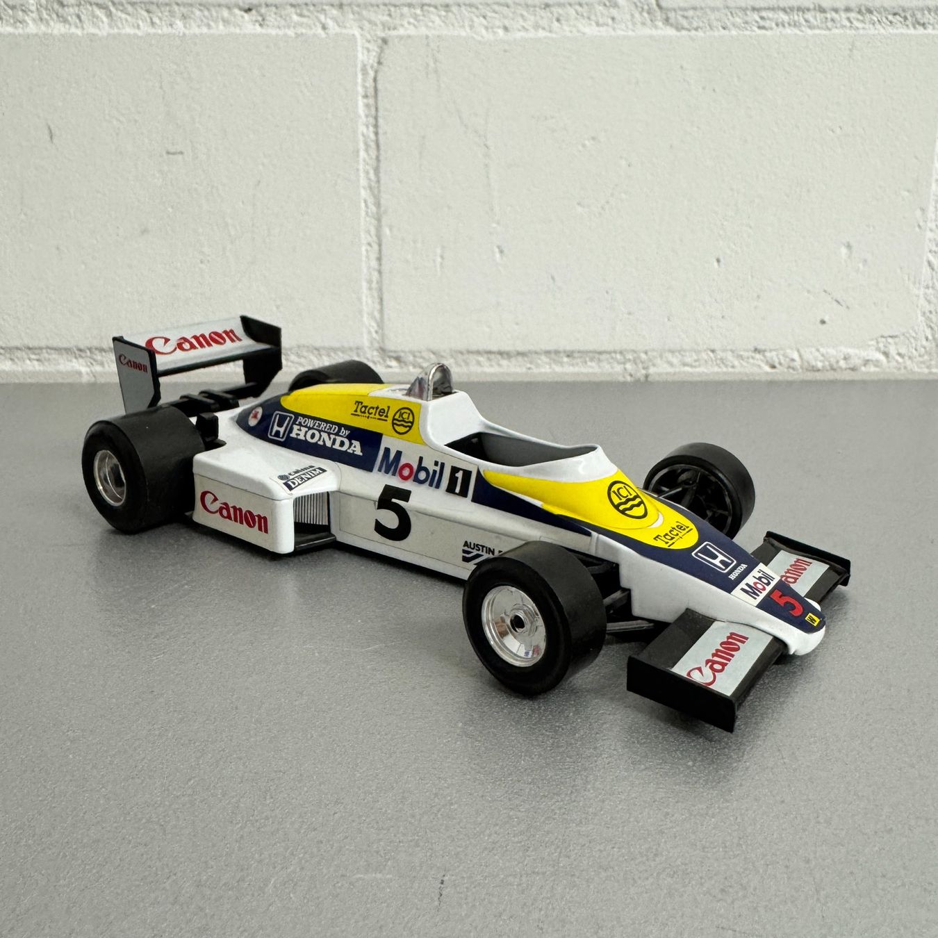 Bburago Modellini d'auto: Modellauto 1:24 Formel 1 1982 Williams FW 08 – Usato da Balzers venduto da dassandro 2
