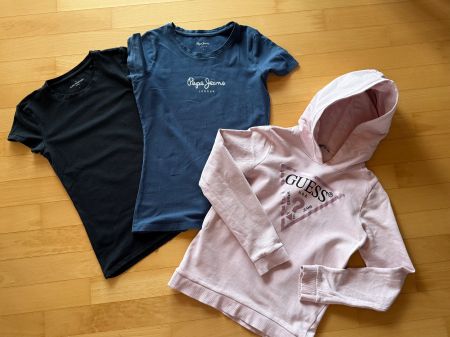 2 Shirts Pepe Jeans + Glockhouse, Hoodie von Guess