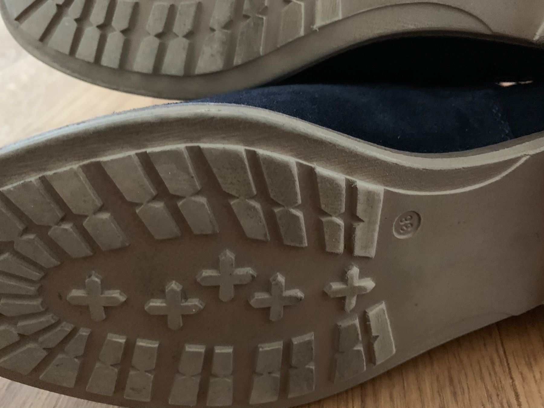 Scarpe da donna: Stiefelette Tamaris – Usato da Buchrain venduto da Ham2383 1
