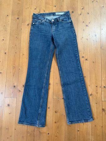 Jeans Bershka Damen Grösse EUR34 gutem Zustand