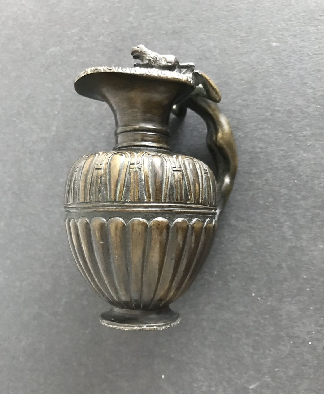 Statuette: DETAILLIERTER BRONZE FIGURENKRUG – Usato da Luzern venduto da Immergern 2