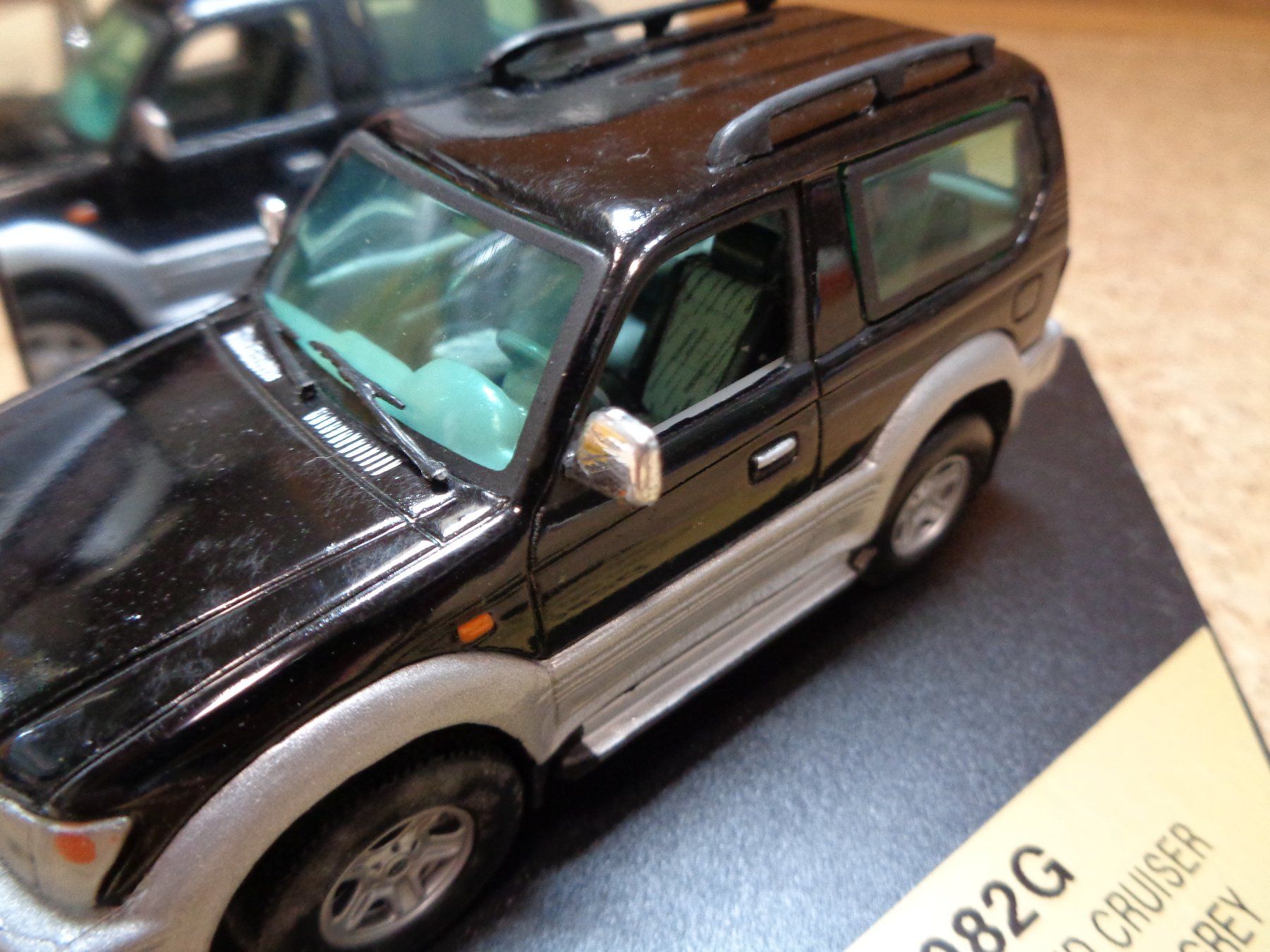Toyota Modellautos: Toyota Land Cruiser '98    1/43 – Neu und originalverpackt aus Läufelfingen von remajo62 4
