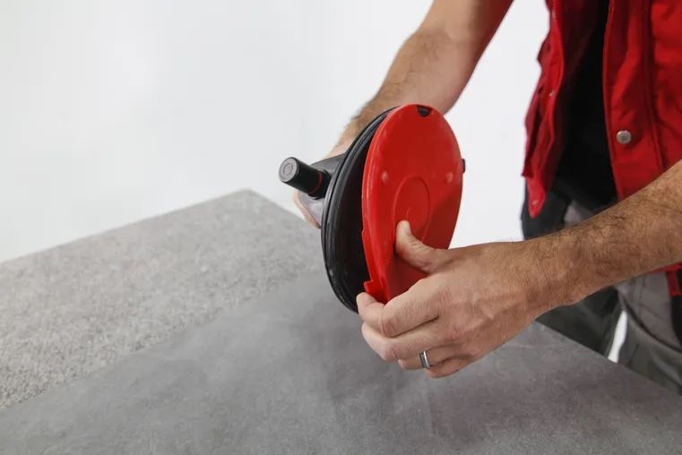 Tutti gli attrezzi: VENTOUSE AVEC POMPE À VIDE SC-200 – Nuovo e nell'imballaggio originale da Lausanne venduto da OFFICINA.shop 4