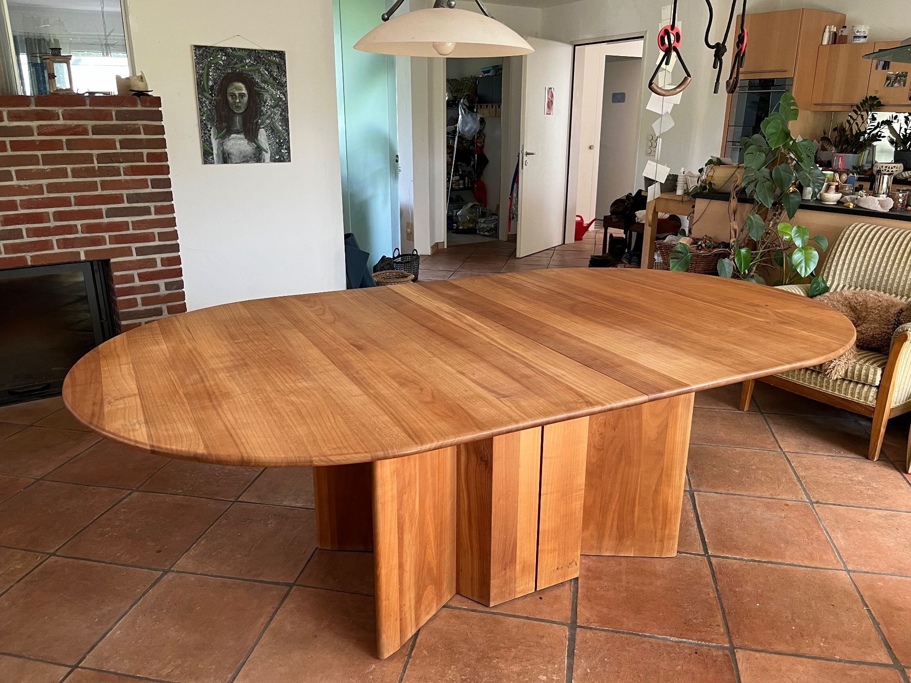 Tables: Kirschbaum-Tisch: mit 2 Zusatz-Tischplatten, verschraubt – D'occasion à Nennigkofen par cha_8dgw