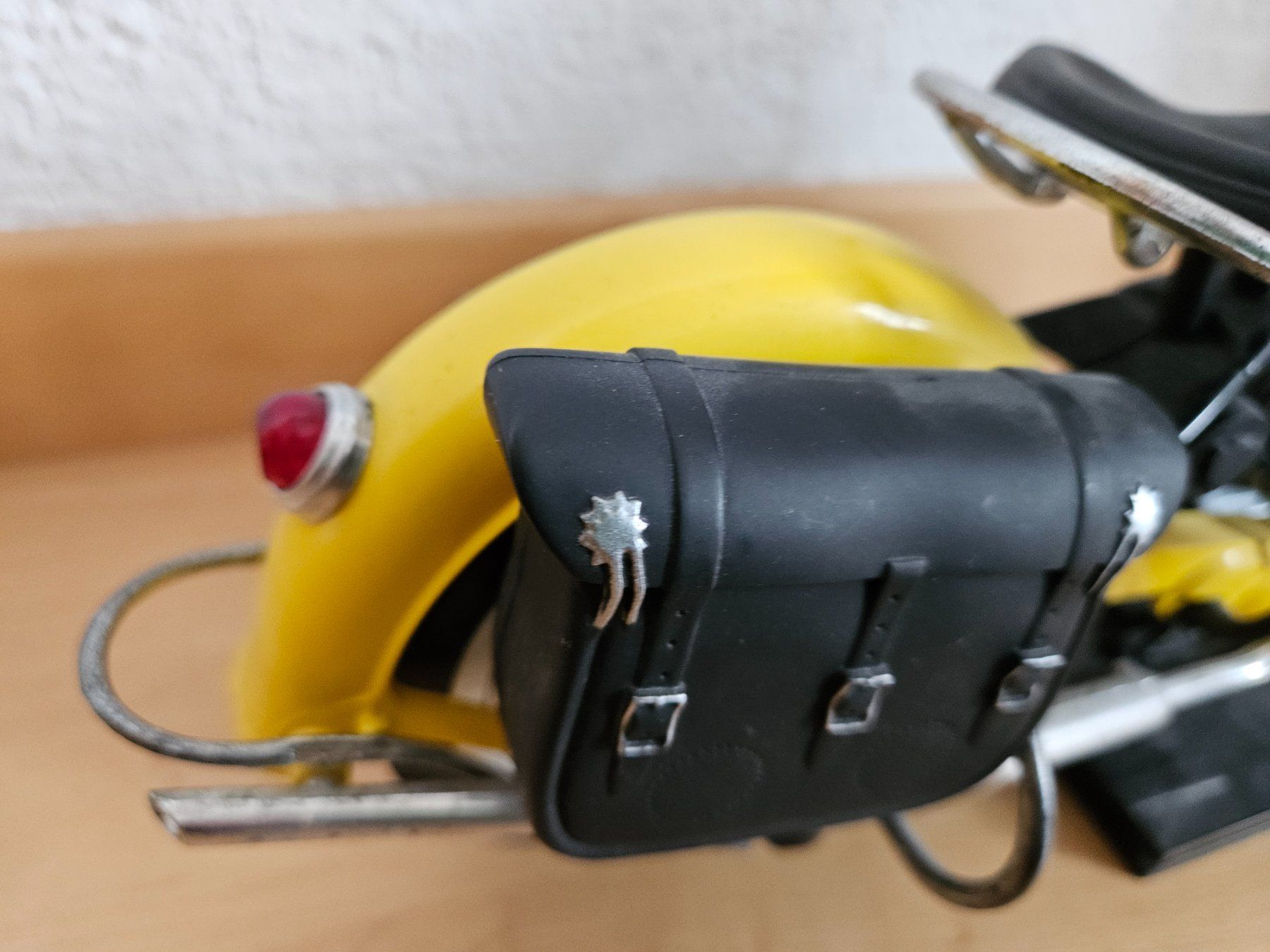 Kit di modellismo & Modellini statici: 2 Indian Chief Modelle – Usato da Wiezikon b.Sirnach venduto da Bb7 3