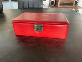 Ancienne Boîte Vintage en Skaï Rouge