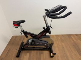 Indoor Cycling Bike / Sportstech 400 Jet