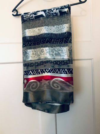 Foulard, ca. 100x100 cm