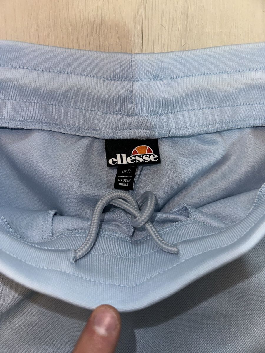 Ellesse Pantaloni: Ellesse Pants, hellblau, neuwertig Gr. S – Nuovo (secondo la descrizione) da Winterthur venduto da she_6vd5 2