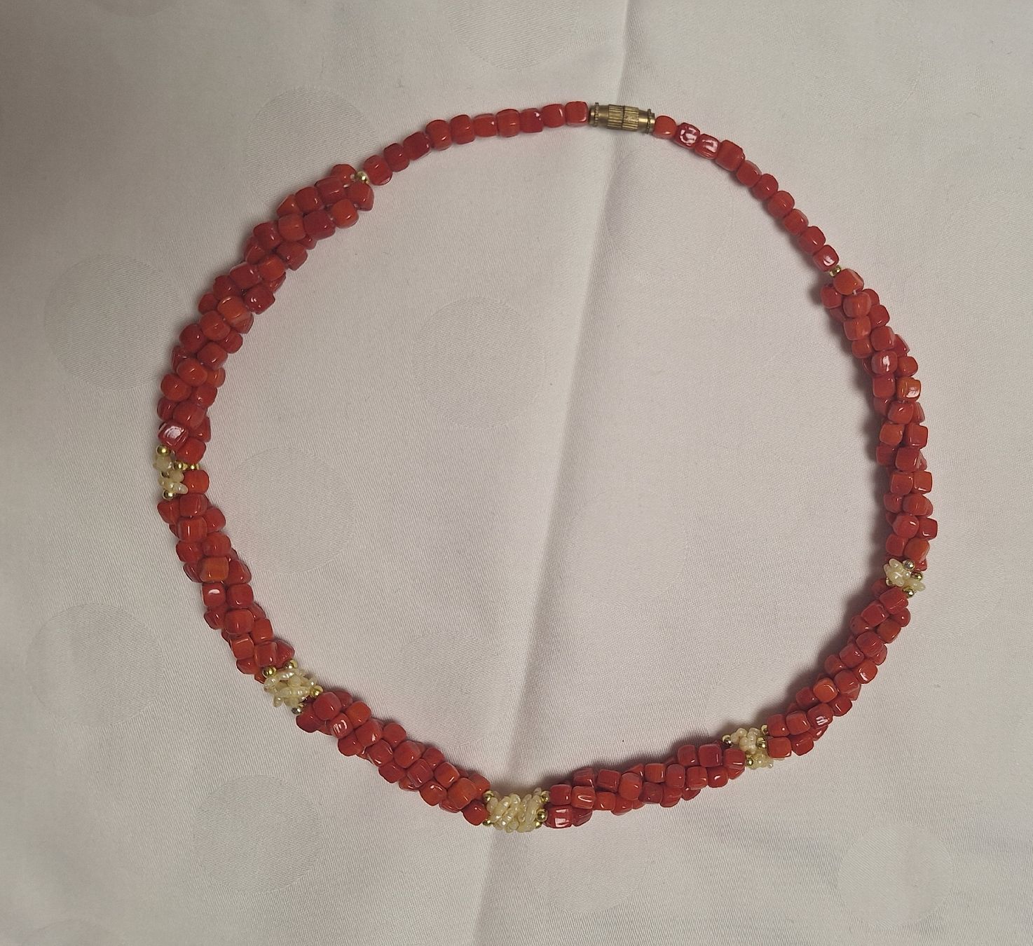Catenine: Korallen Halskette/50cm – Usato da Döttingen venduto da DuHaiduc