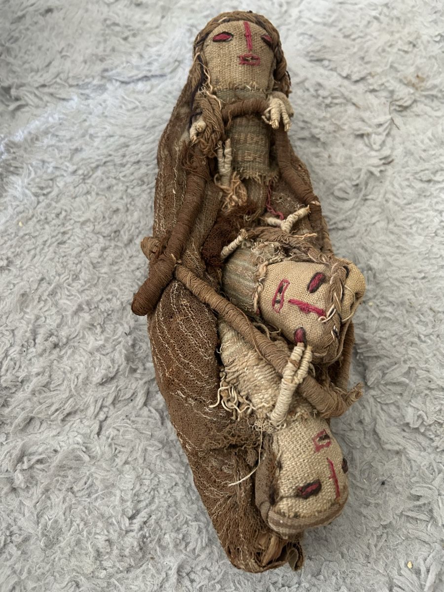 Statuette: Puppe peruanische chancay  – Usato da Basel venduto da Krisztina.na 1