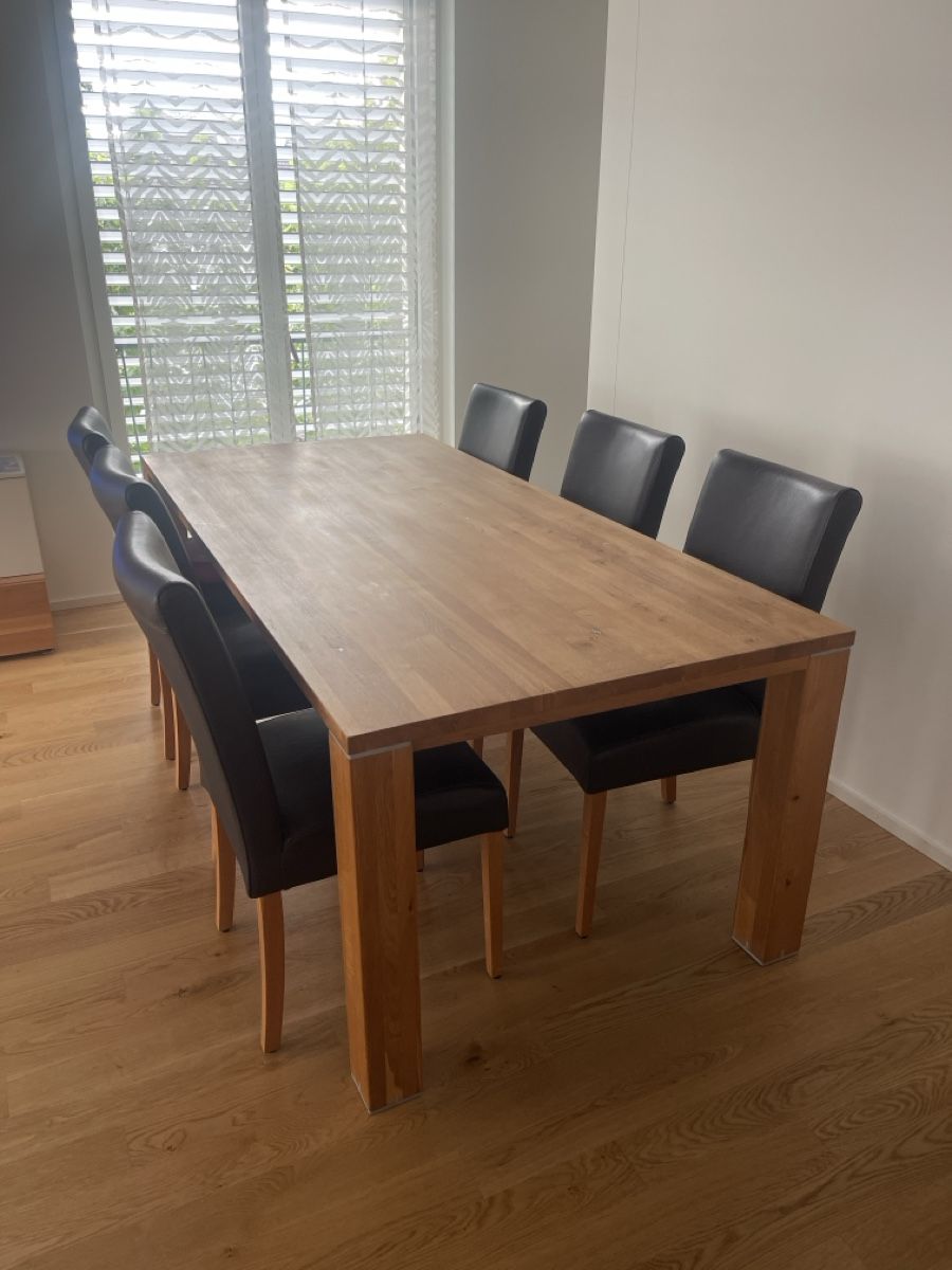 Musterring Tischset: Massiver Holztisch mit 6 Stühlen – Gebraucht aus Jona von Larisabel3