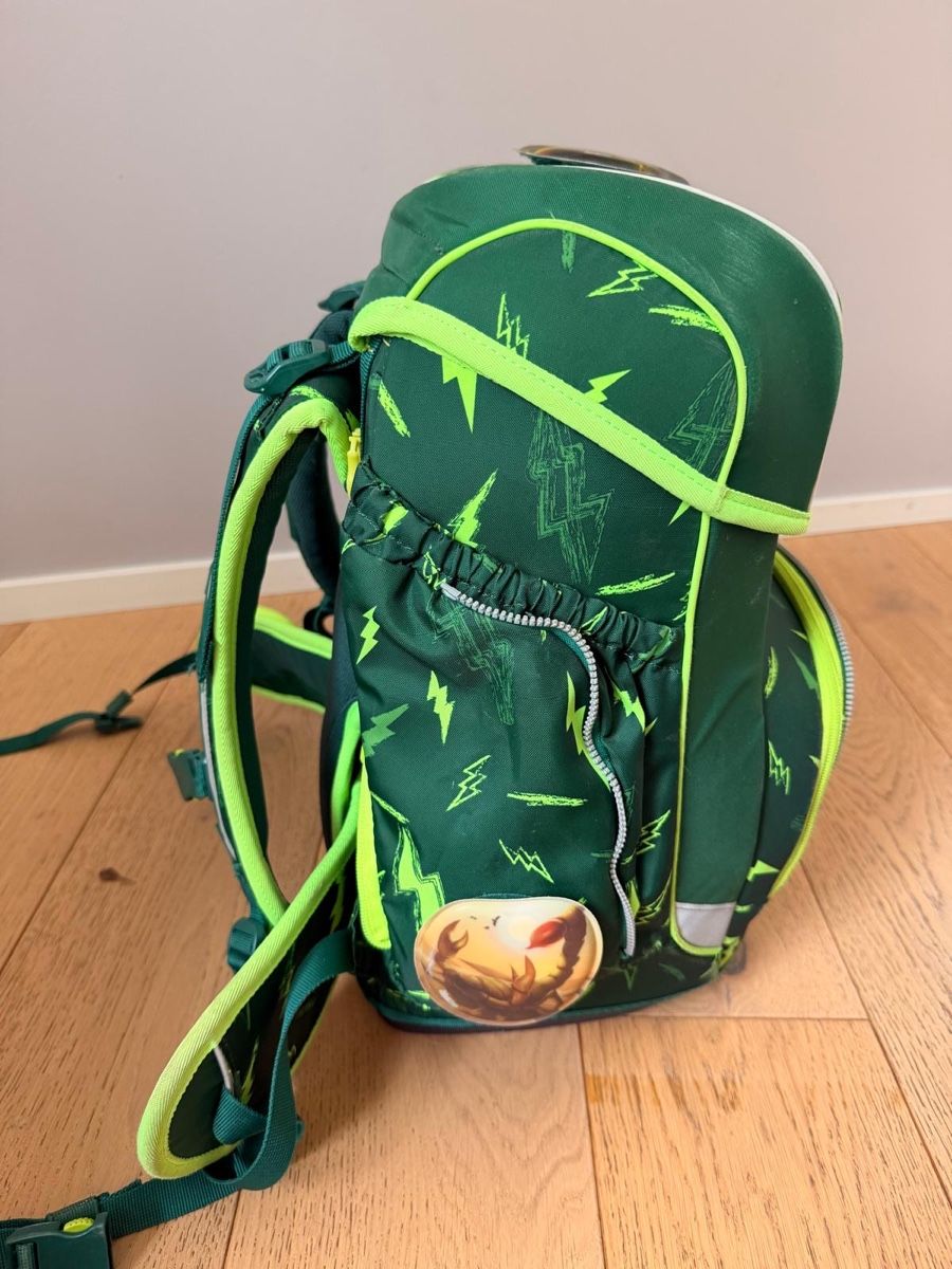 Ergobag Borse & Zaini: Ergobag Schulsack, Green Lightning Design – Usato da Oeschgen venduto da Michaelhuber020