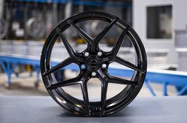 Concaver Wheels CVR2 in schwarz Glanz