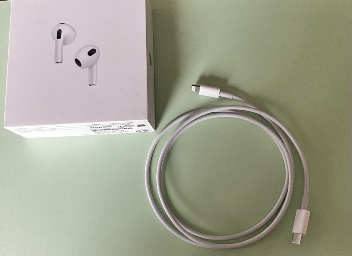 Apple Cuffie: Appel AirPods 3 – Usato da Winterthur venduto da Tom_Oberi 5