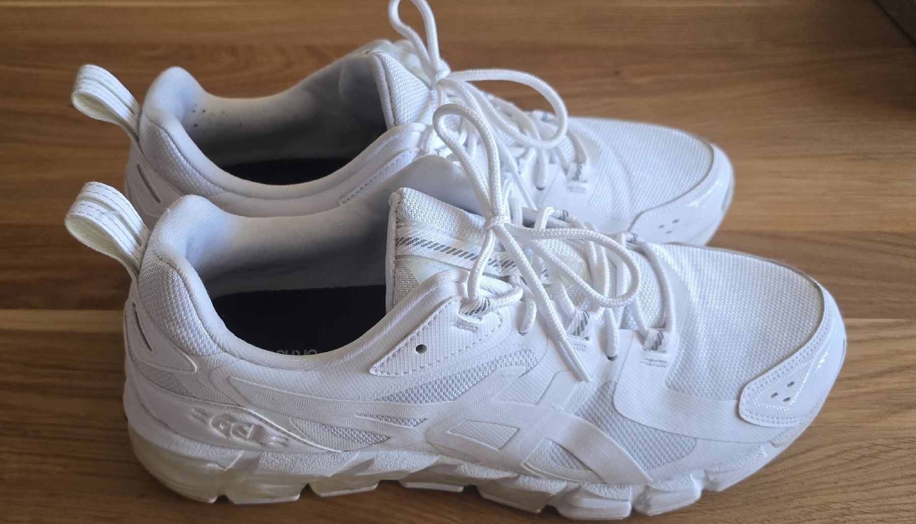 Asics Scarpe da uomo: ASICS GEL QUANTUM Grösse 44.5 – Usato da HORN venduto da Beat2fast4you